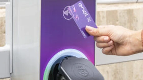 Enel instalează staţii de încărcare a vehiculelor electrice în România până în 2022