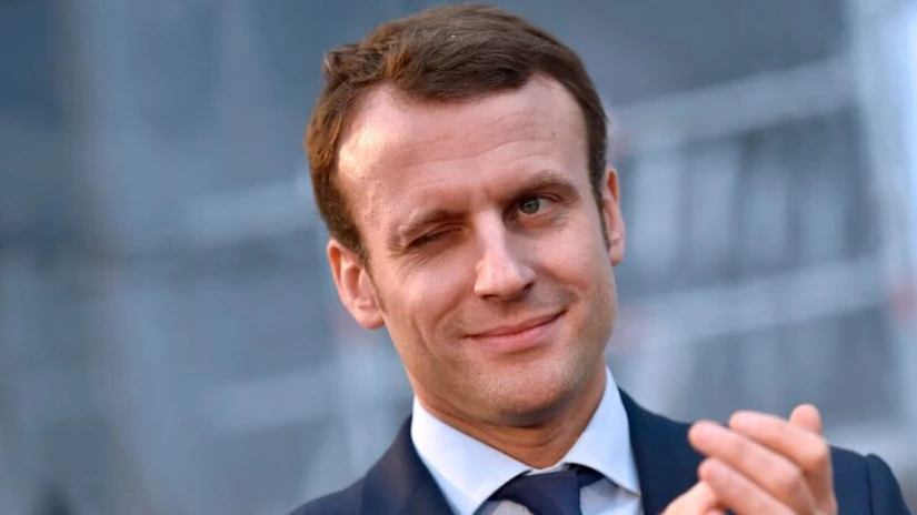 Franţa, prezidenţiale: Emmanuel Macron acceptă alianţa propusă de François Bayrou